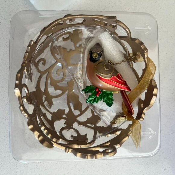Hallmark Keepsake Majestic Lady Cardinal Ornament Limited Edition NWB 2018 - Picture 1 of 4